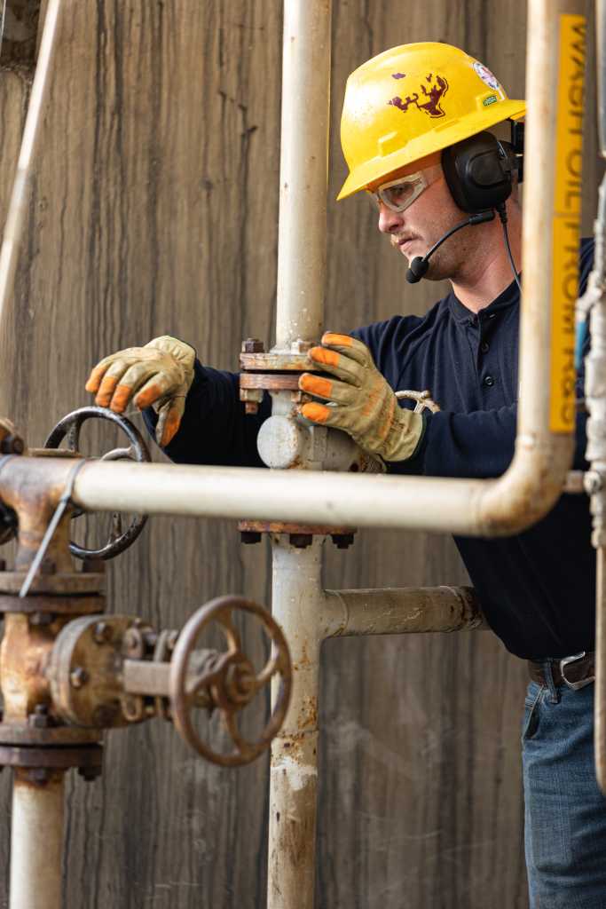 Man working with hardhat